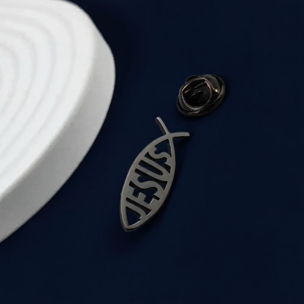 Jesus Fish Lapel Pin for Men & Women – Gold or Silver Brooch Badge – Trendy Christian Accessory & Religious Gift