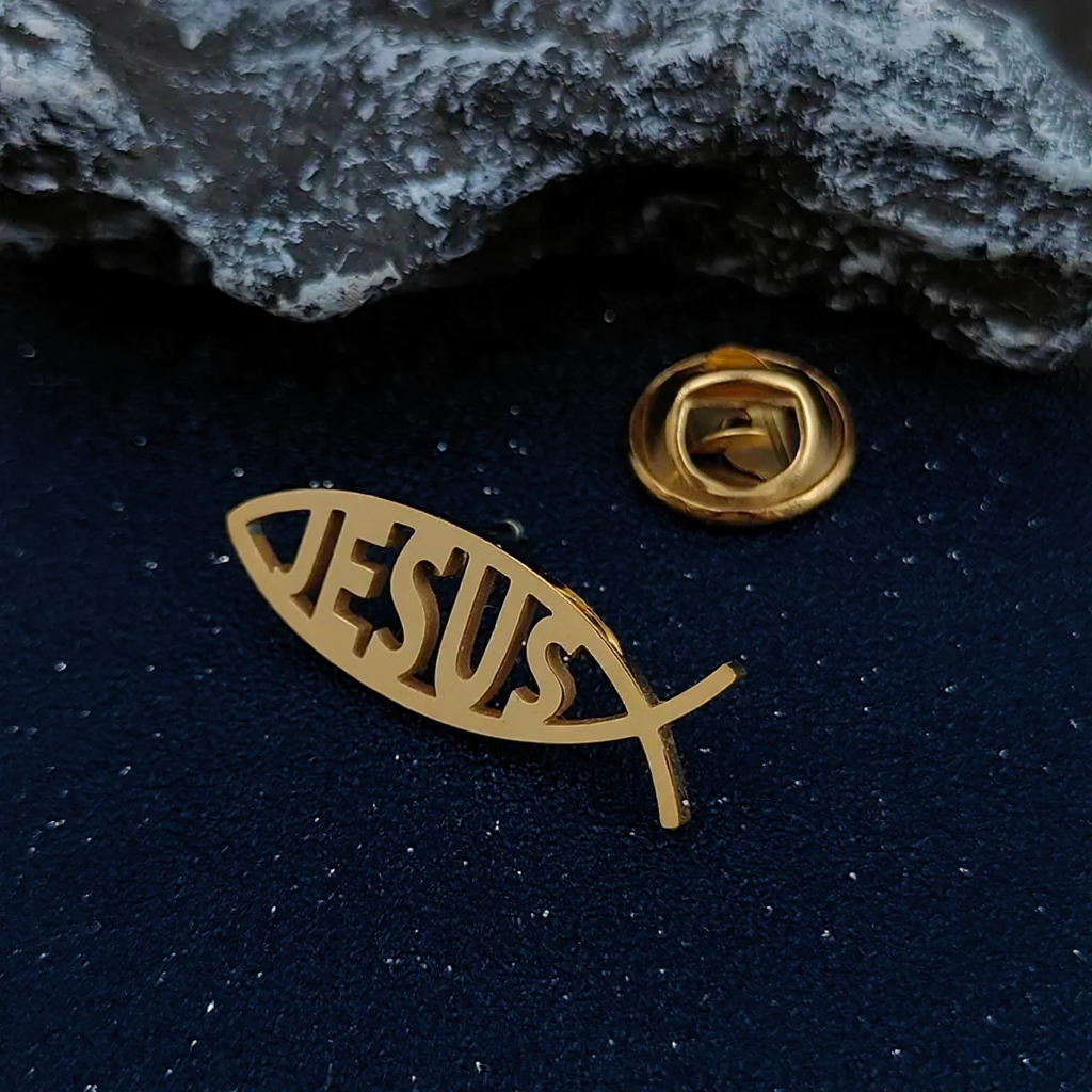 Jesus Fish Lapel Pin for Men & Women – Gold or Silver Brooch Badge – Trendy Christian Accessory & Religious Gift